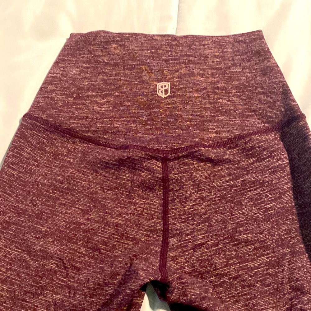 Born primitive leggings sz Small